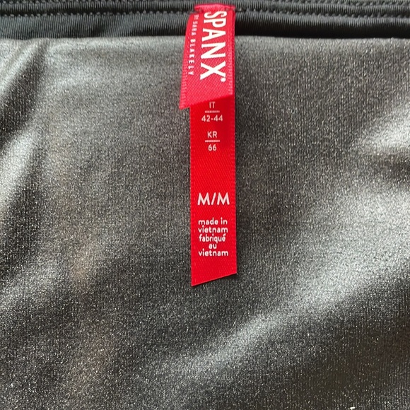 Spanx leggings by Anthropologie - Picture 2 of 8